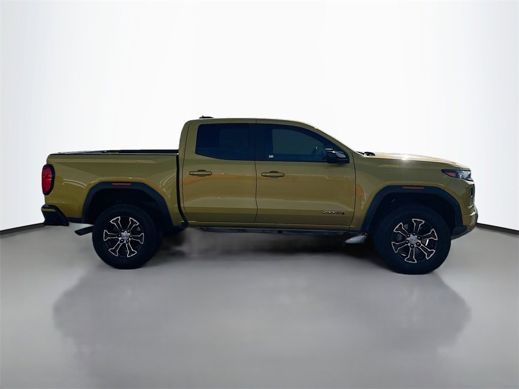 Used 2024 GMC Canyon AT4 image 8