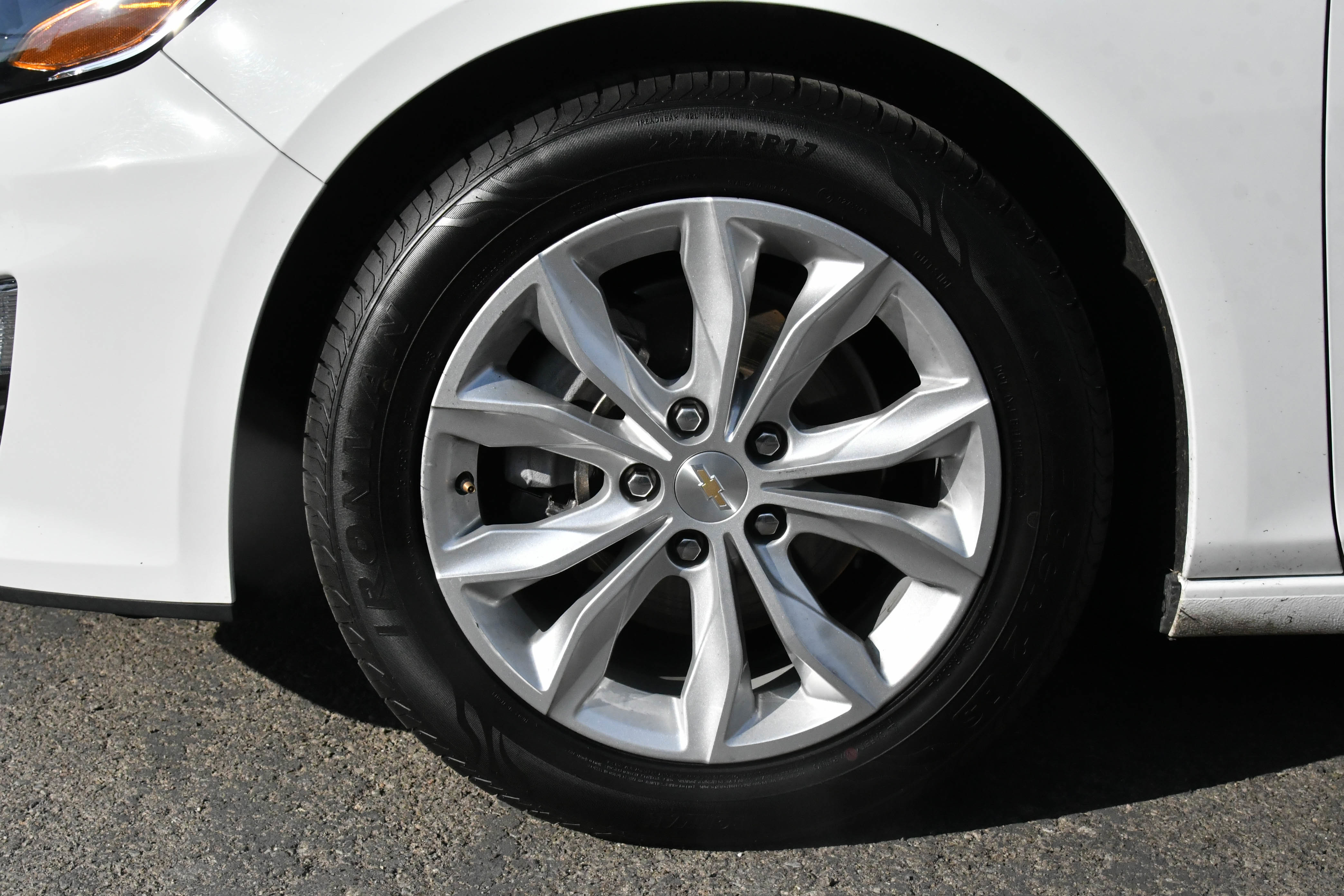 Used 2024 Chevrolet Malibu LT image 12