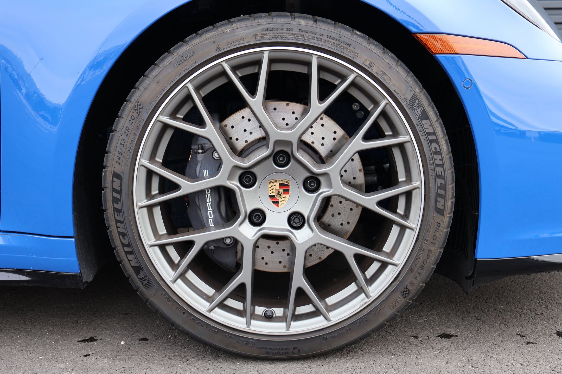 Certified 2025 Porsche 911 Carrera image 27