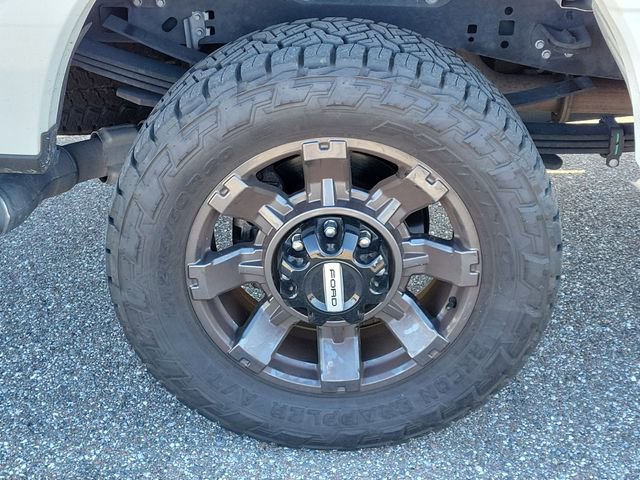 Used 2023 Ford F350 Lariat w/ Lariat Ultimate Package AWD/4WD image 7