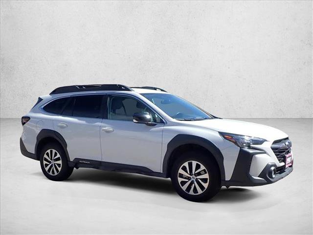 Used 2024 Subaru Outback Premium AWD/4WD image 6
