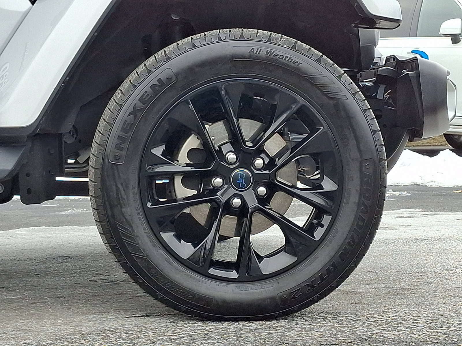 Used 2024 Jeep Wrangler Sahara w/ Safety Group image 8