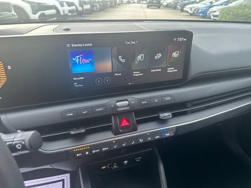 Used 2025 Kia K4 FWD image 17