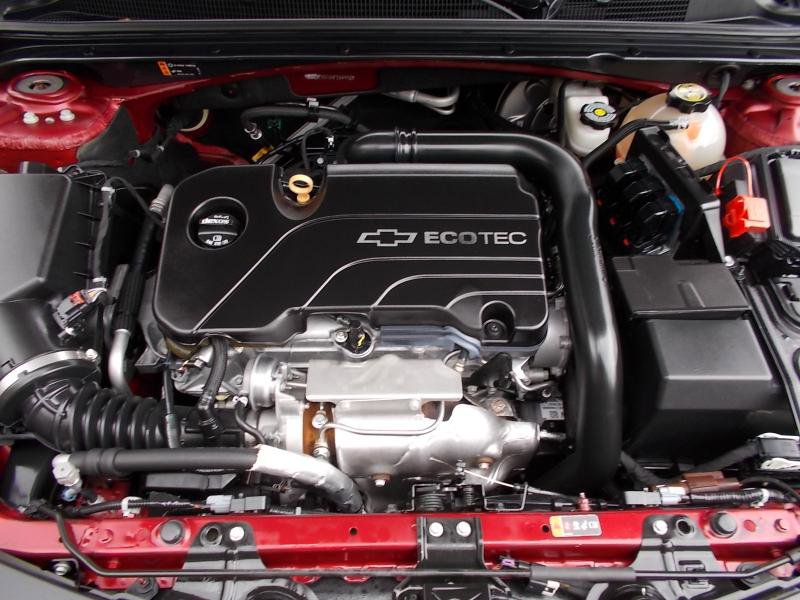 Used 2017 Chevrolet Malibu LT w/ Leather Package image 18