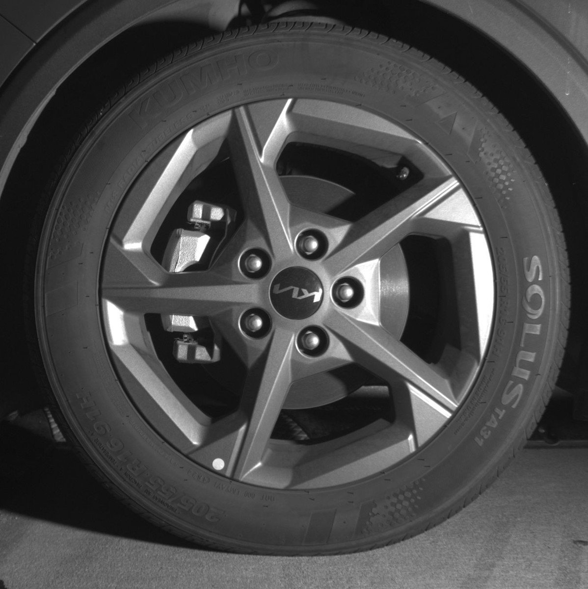 Used 2025 Kia K4 LXS image 12