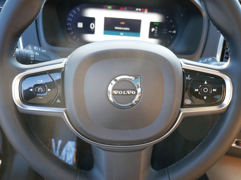 Used 2023 Volvo XC90 T8 Ultimate image 19