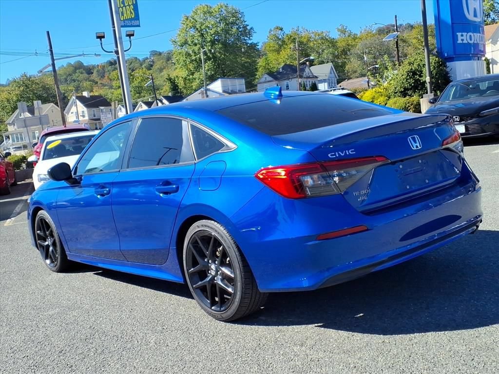 Used 2024 Honda Civic Sport image 4