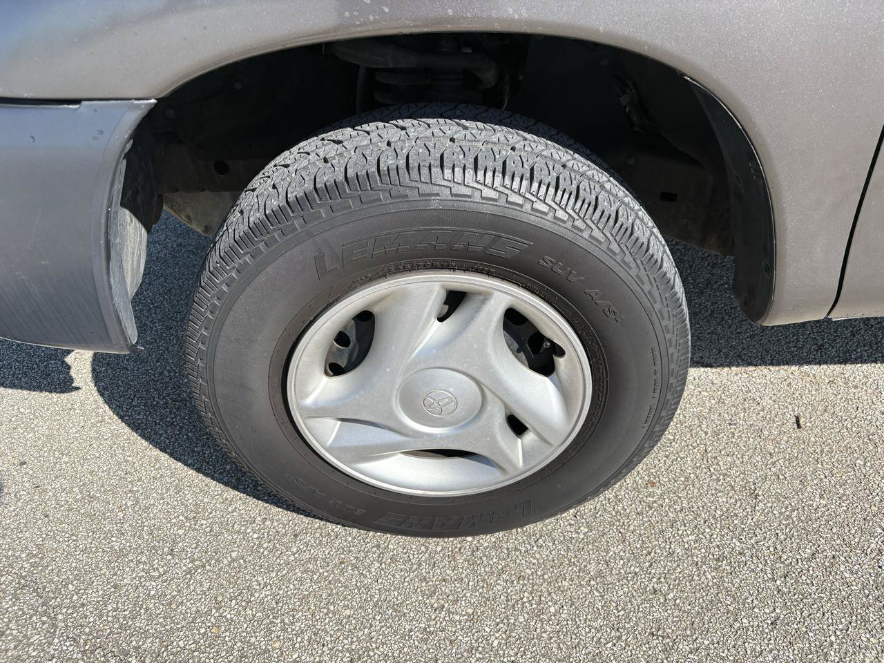 Used 2005 Toyota Tundra 2WD Regular Cab image 11
