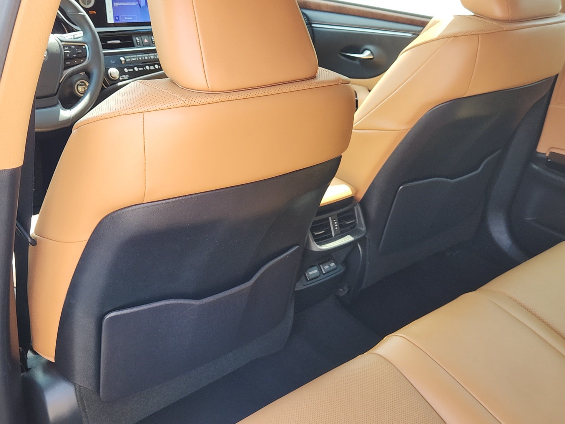 Used 2023 Lexus ES 300h w/ Premium Package FWD image 24
