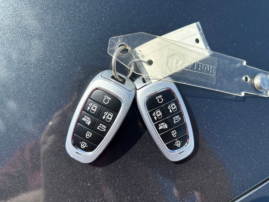 Used 2022 Hyundai Sonata Limited image 32