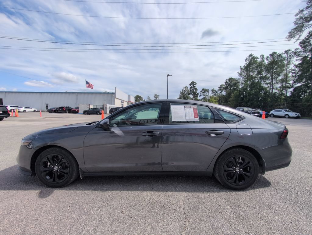 Used 2025 Honda Accord SE image 5