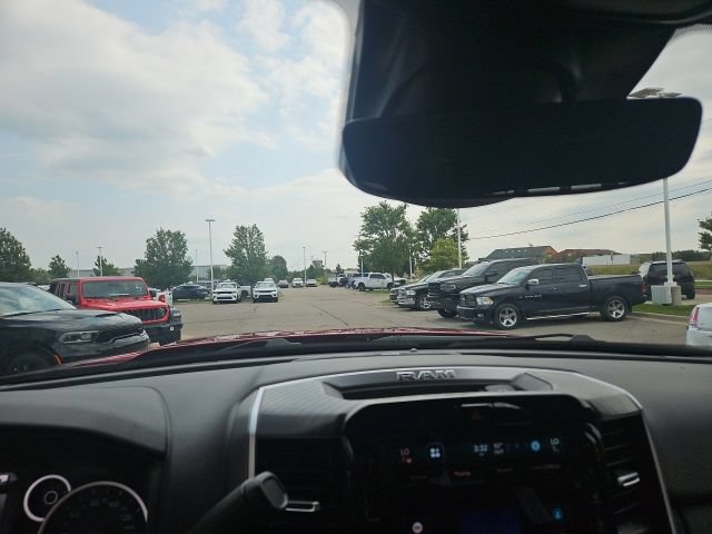 New 2026 RAM 2500 Big Horn AWD/4WD image 29