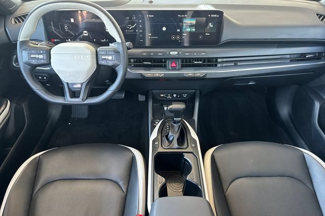 Used 2025 Kia K4 GT-Line w/ GT-Line Premium Package FWD image 13