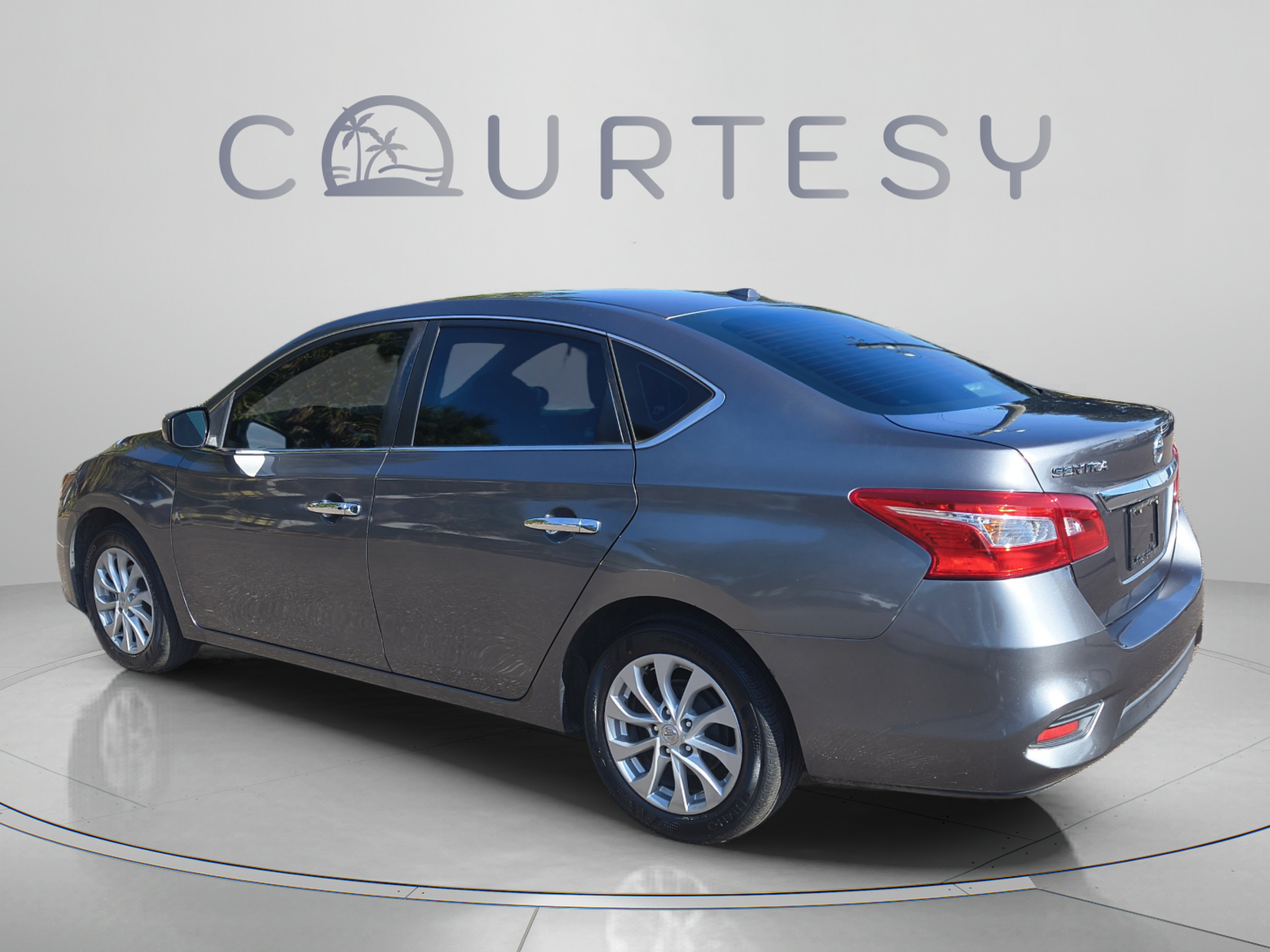 Used 2018 Nissan Sentra SV FWD image 5