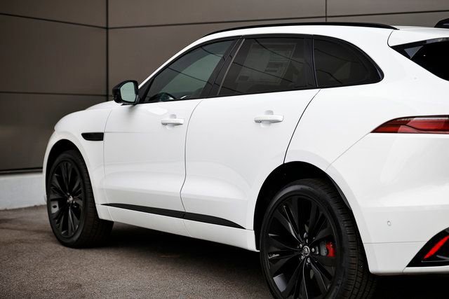 New 2026 Jaguar F-PACE R-Dynamic S AWD/4WD image 9