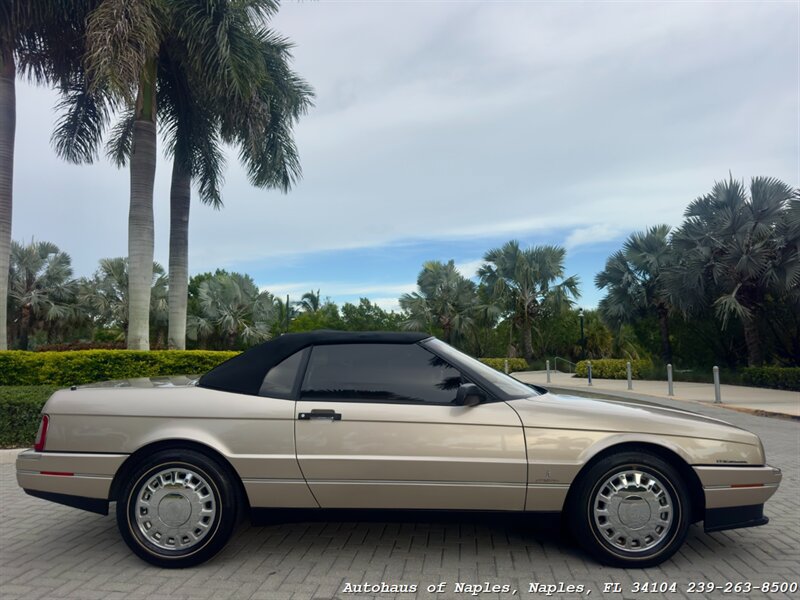 Used 1993 Cadillac Allante FWD image 3