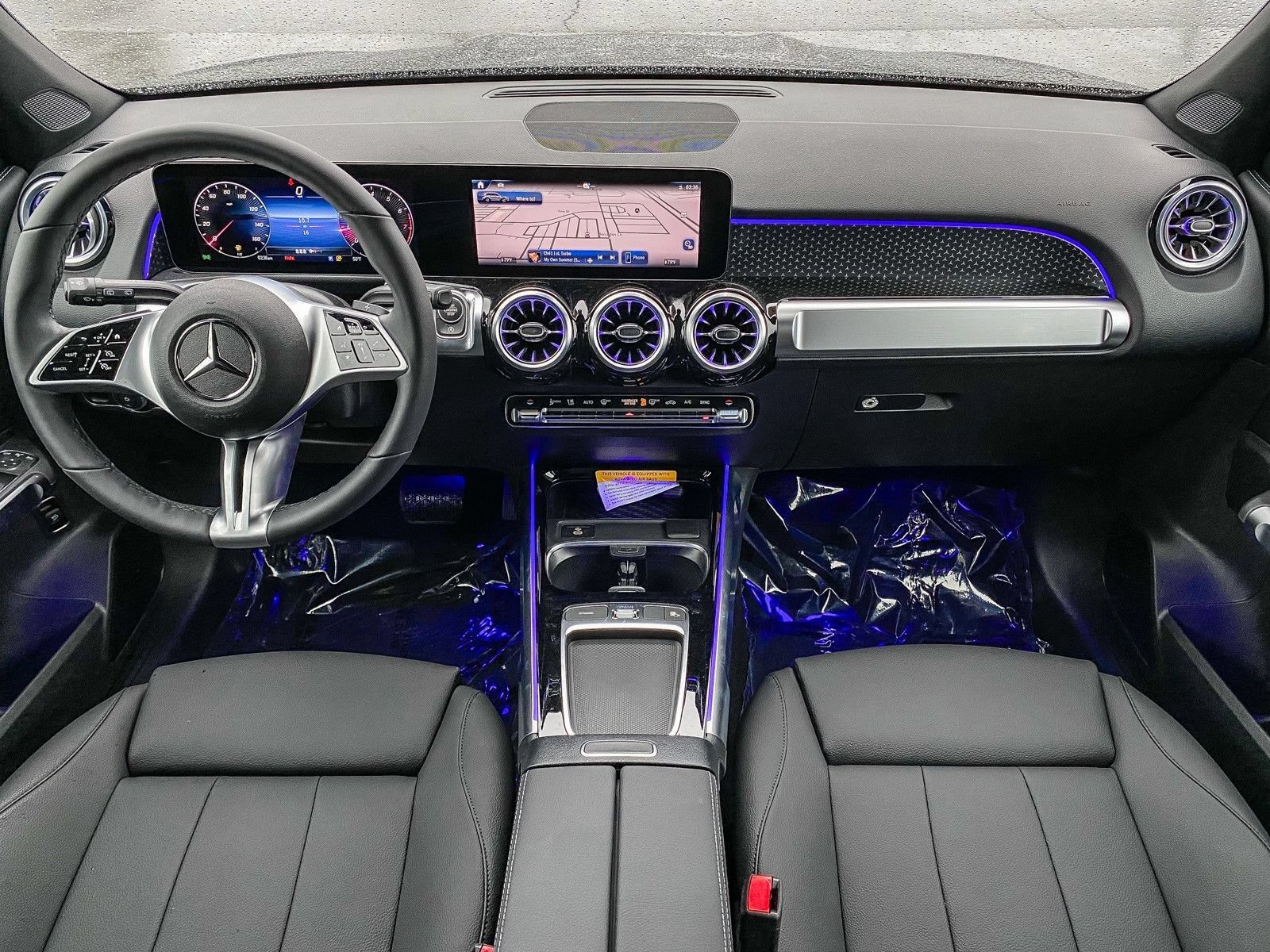 Used 2025 Mercedes-Benz GLB 250 4MATIC image 10