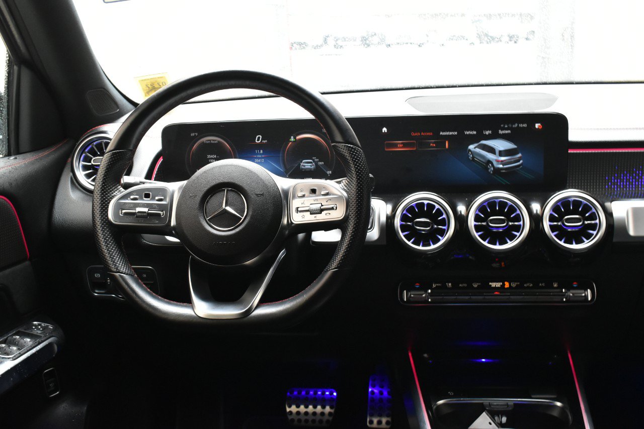 Used 2022 Mercedes-Benz EQB 300 4MATIC image 27