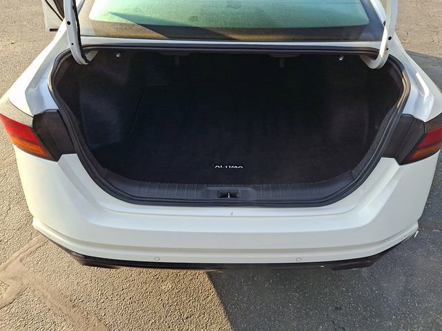 Used 2024 Nissan Altima 2.5 SR image 29
