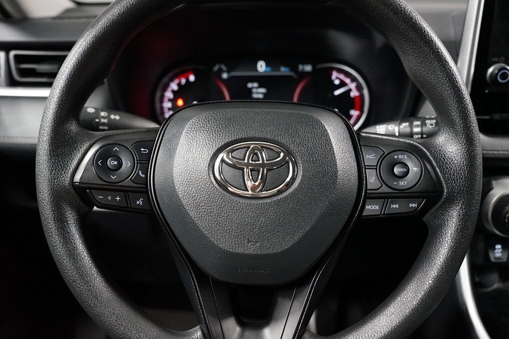Certified 2025 Toyota RAV4 XLE FWD image 12