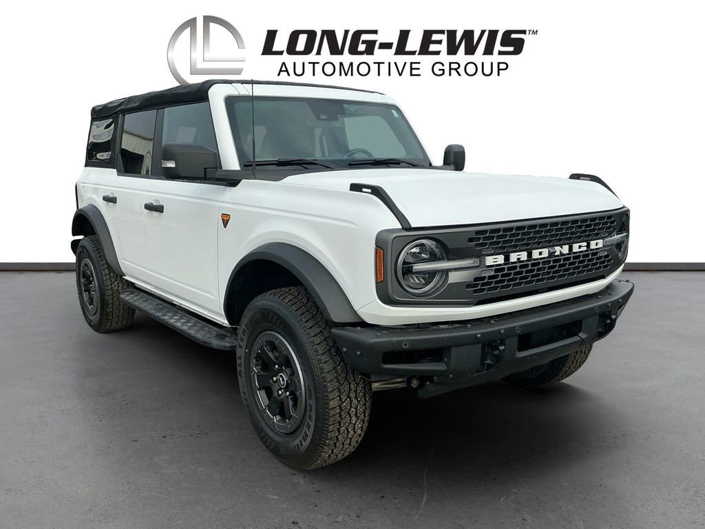 Used 2022 Ford Bronco Badlands image 10