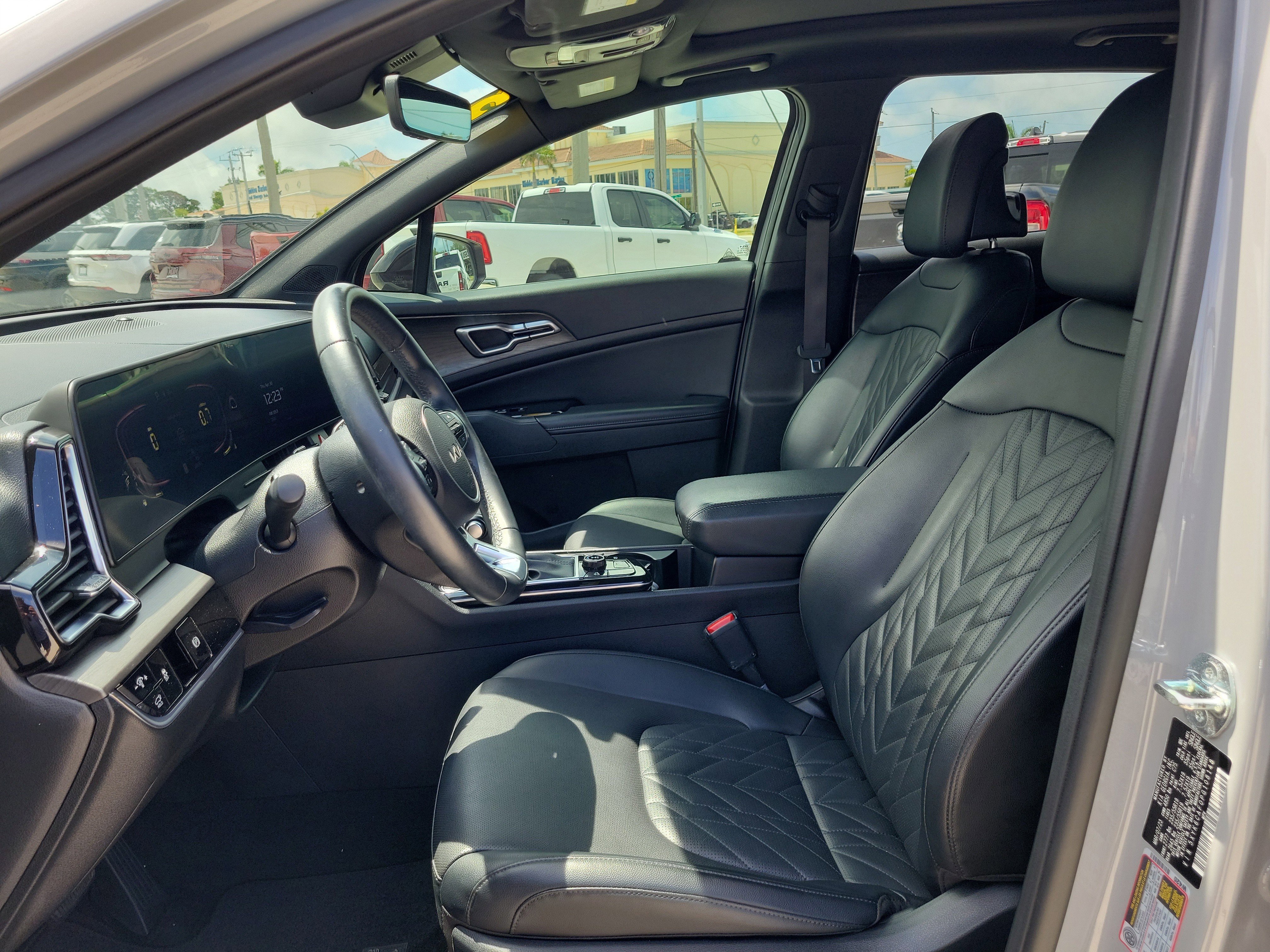 Used 2023 Kia Sportage X-Line w/ X-Line Premium Package AWD/4WD image 22