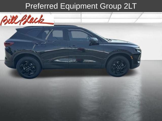 Used 2023 Chevrolet Blazer LT w/ Convenience Package FWD image 6