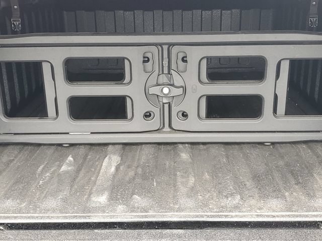 New 2026 RAM 1500 Laramie w/ Night Edition AWD/4WD image 10