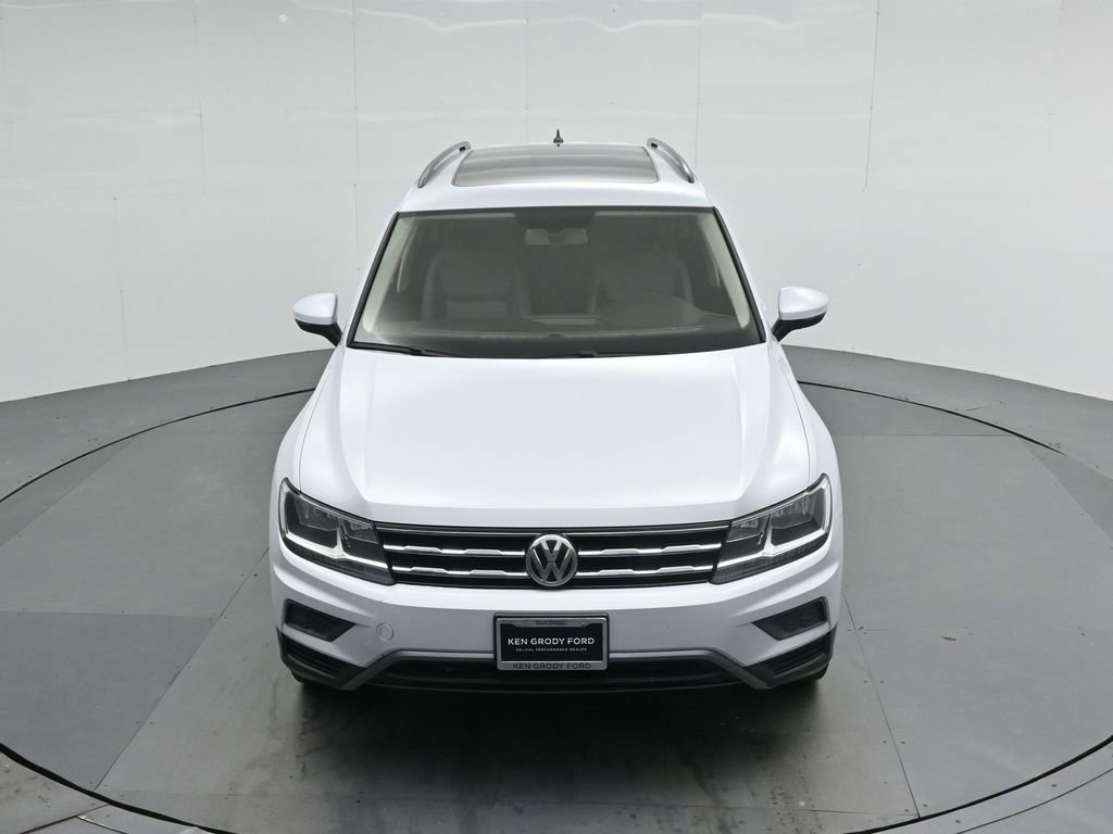Used 2019 Volkswagen Tiguan SE w/ Panoramic Sunroof Package image 37