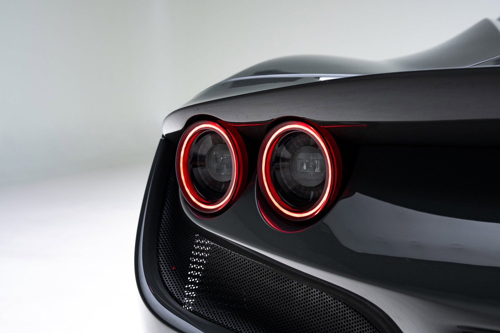 Used 2022 Ferrari F8 Tributo image 12