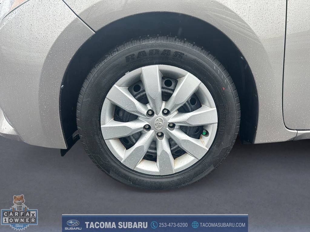 Used 2014 Toyota Corolla LE image 9