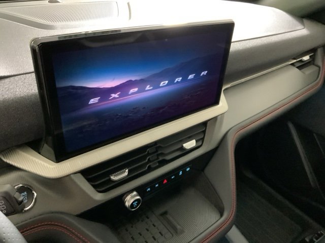 New 2025 Ford Explorer ST image 21