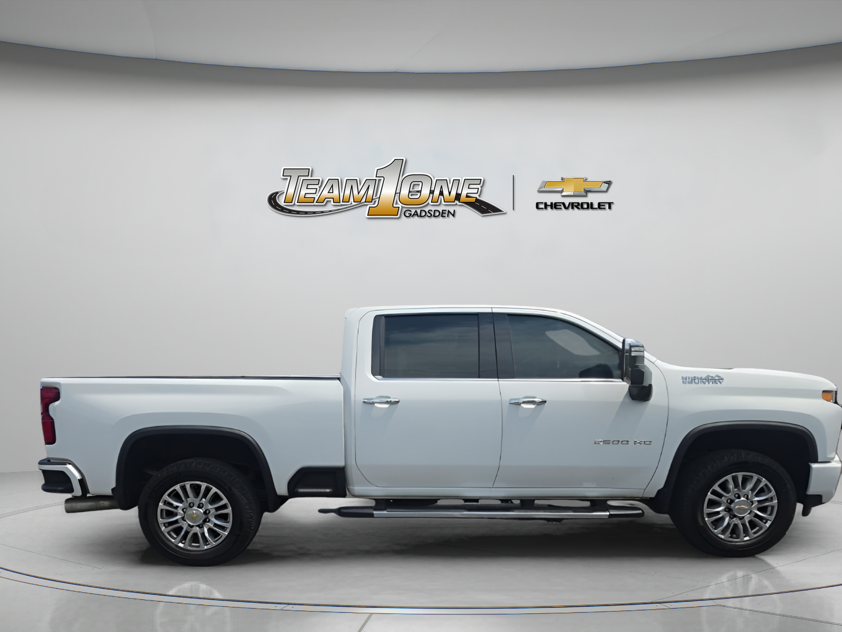 Used 2023 Chevrolet Silverado 2500 High Country w/ Z71 Off-Road Package AWD/4WD image 9
