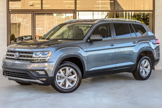 Used 2019 Volkswagen Atlas SE w/ Towing Package image 2