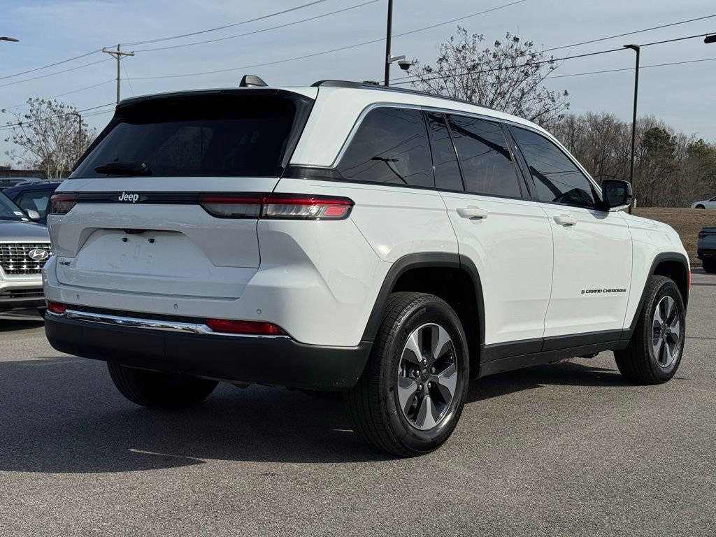 Used 2022 Jeep Grand Cherokee Limited 4xe image 12