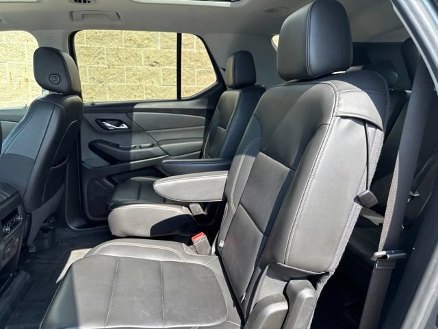 Used 2020 Chevrolet Traverse LT w/ LT Premium Package AWD/4WD image 13