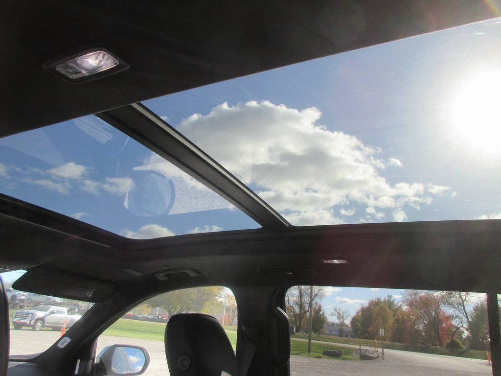New 2026 GMC Acadia Denali Ultimate FWD image 15
