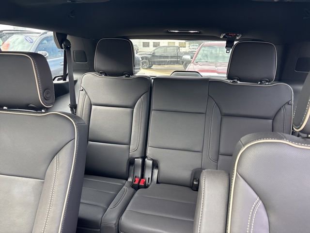 Used 2023 GMC Yukon SLT image 16