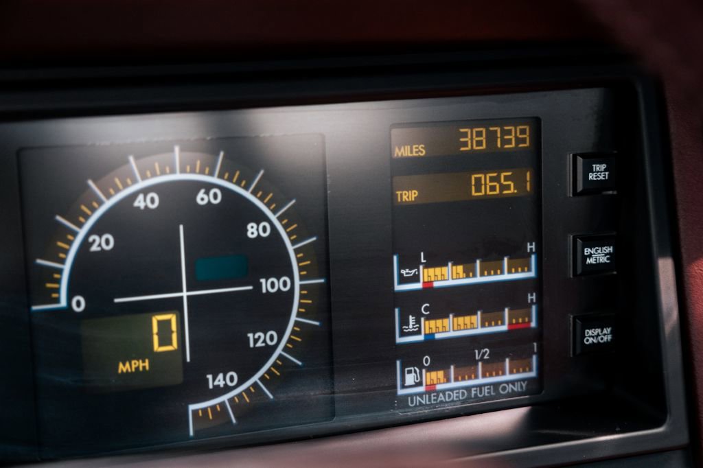 Used 1993 Cadillac Allante FWD image 40