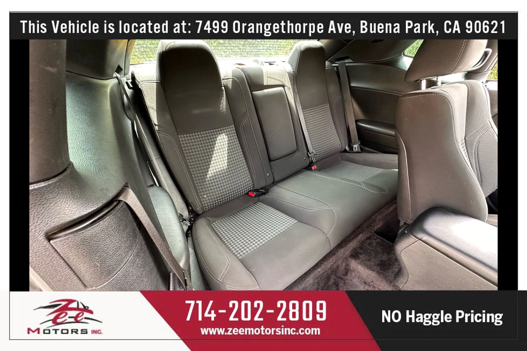 Used 2018 Dodge Challenger SXT image 25