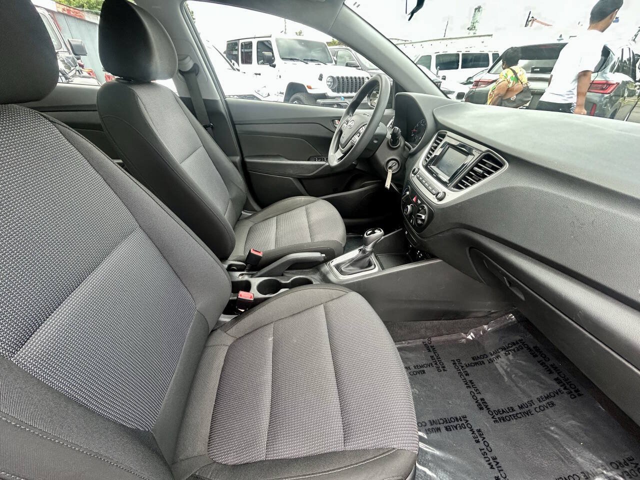 Used 2022 Hyundai Accent SE FWD image 18