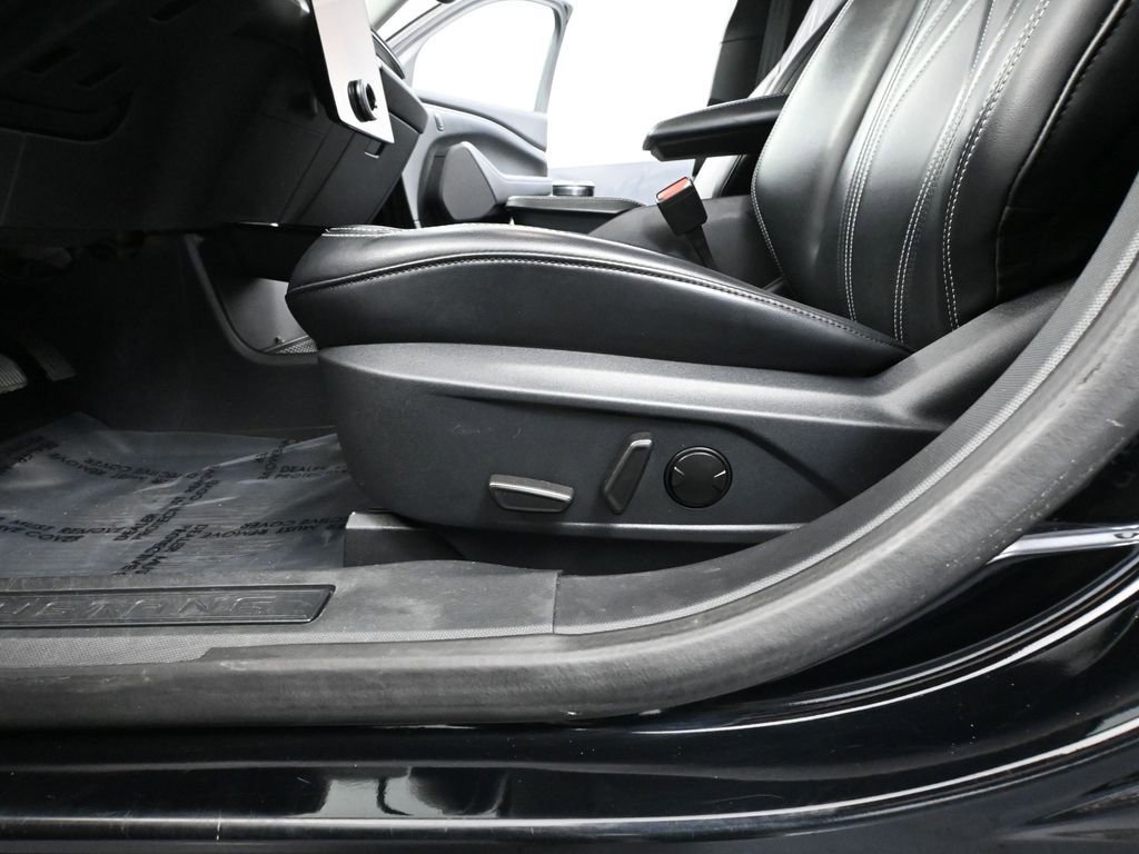 Used 2021 Ford Mustang Mach-E Select image 21