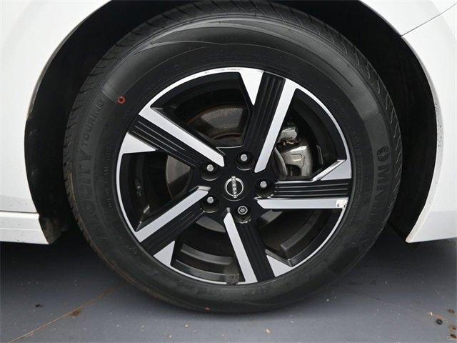 Used 2025 Nissan Sentra SV image 28