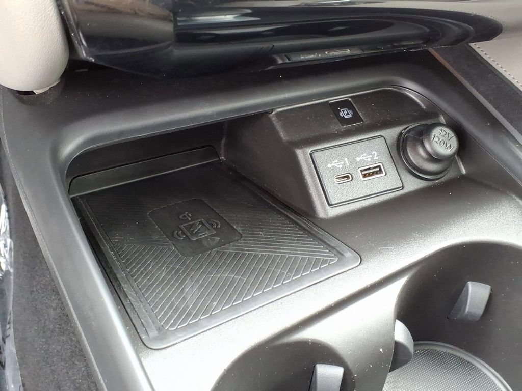 Used 2023 INFINITI QX50 Sensory image 22