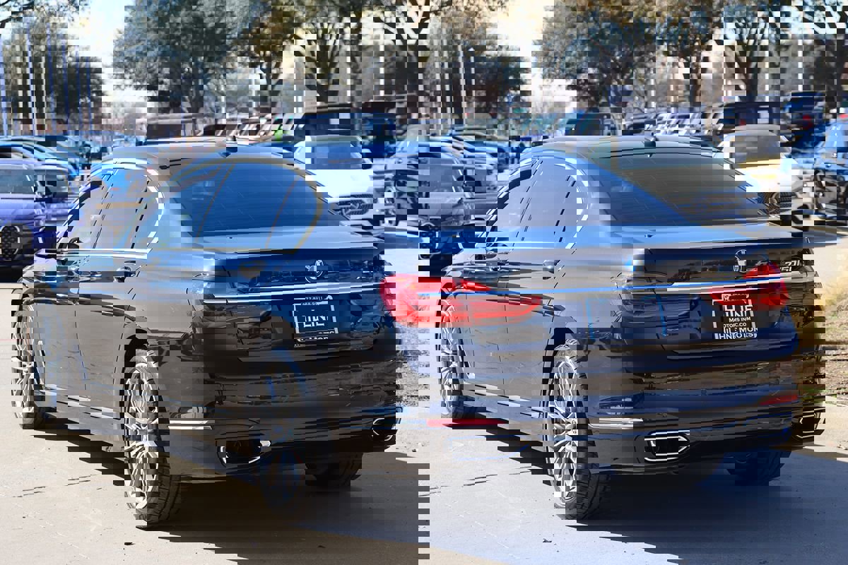 Used 2018 BMW 750i 750i image 8