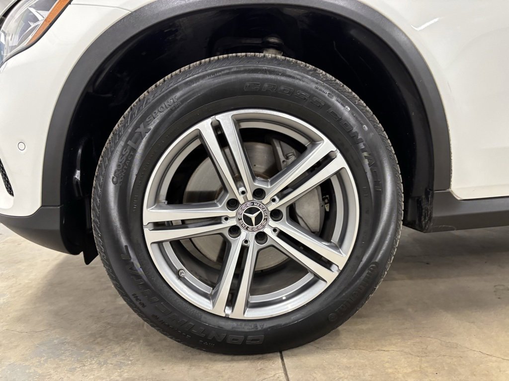 Used 2022 Mercedes-Benz GLC 300 image 10