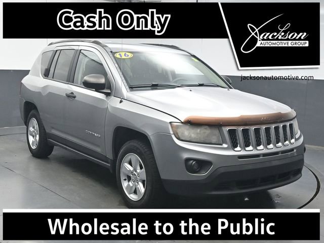 Used 2016 Jeep Compass Sport FWD image 1