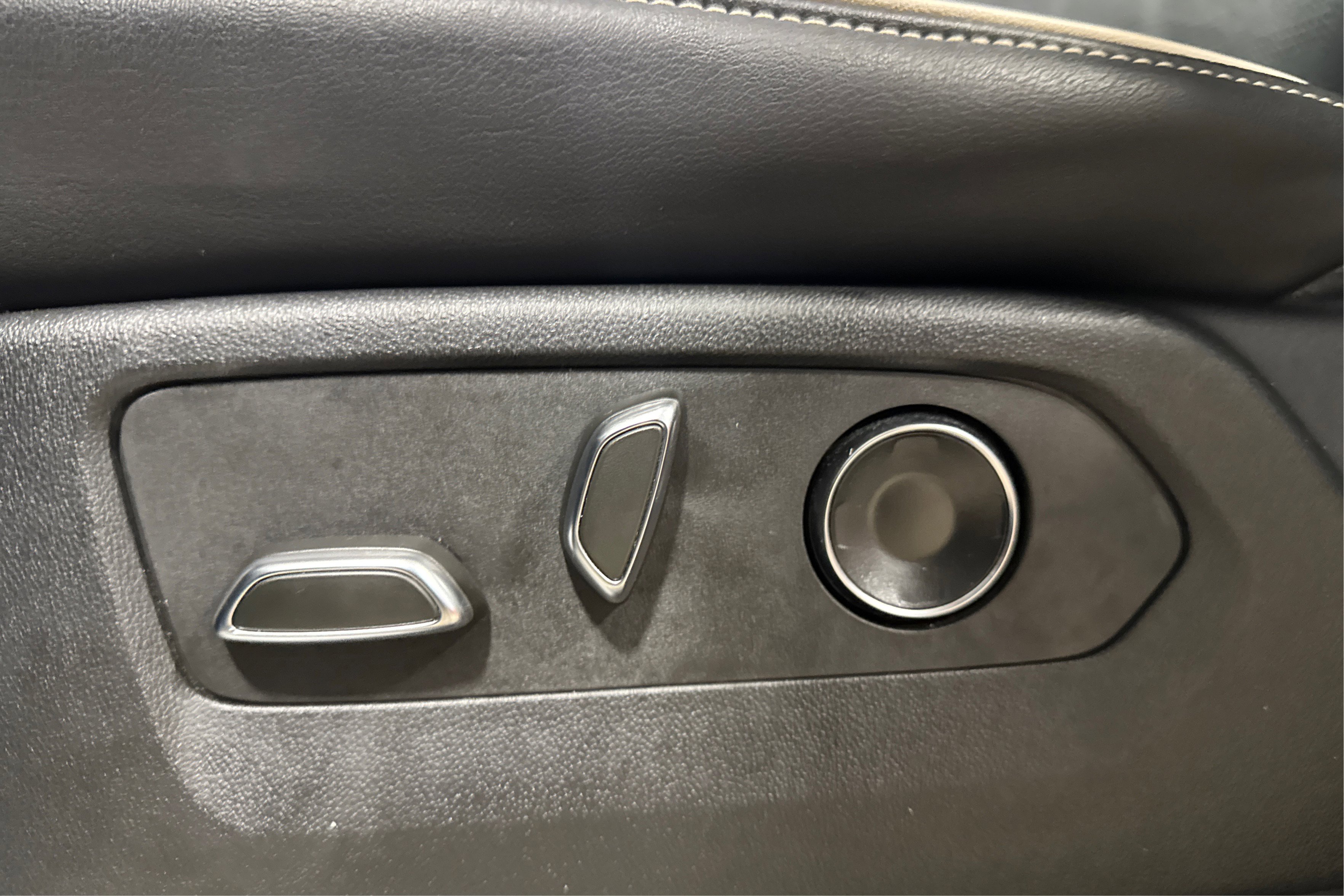 Used 2024 Cadillac Escalade Sport image 20