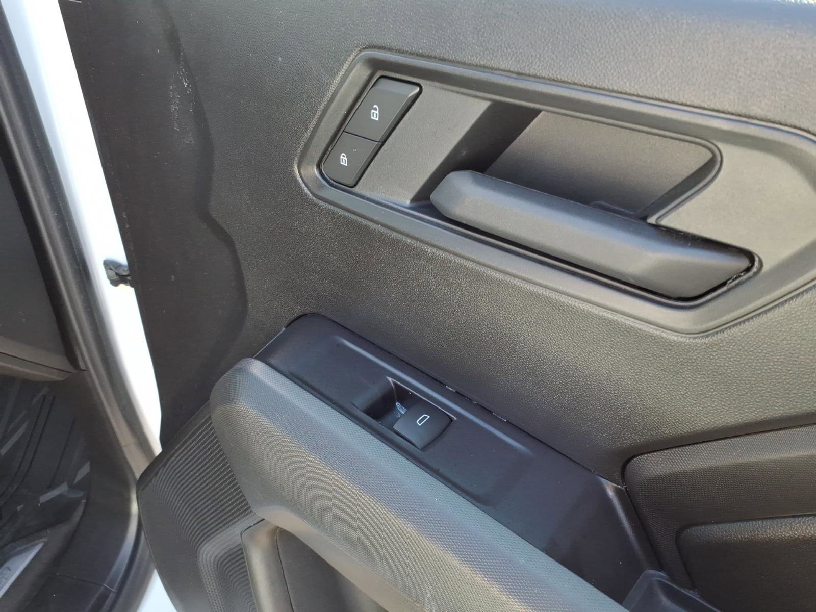 Used 2025 Chevrolet Colorado W/T AWD/4WD image 19
