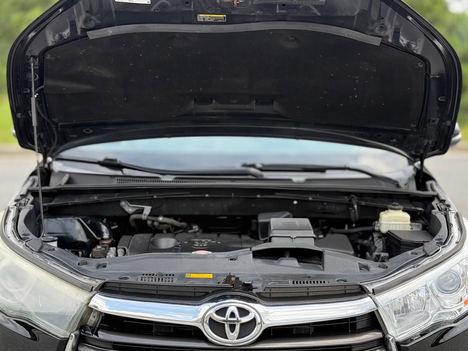 Used 2016 Toyota Highlander LE FWD image 49